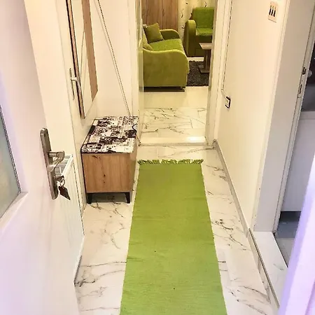 Tadija Nis Διαμέρισμα *